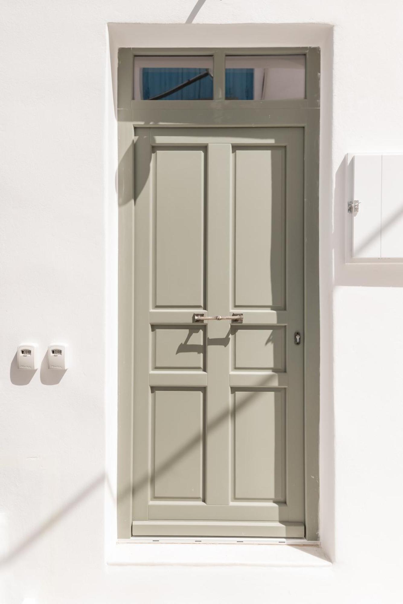 Aniko Suites White Alley Mykonos Town Екстериор снимка