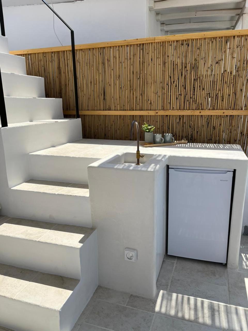 Aniko Suites White Alley Mykonos Town Екстериор снимка